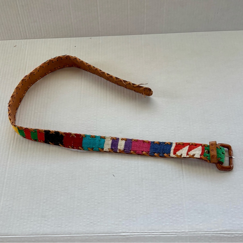 Vintage Guatemalan Colored Leather Handcrafted‎ Belt Size M Authentic